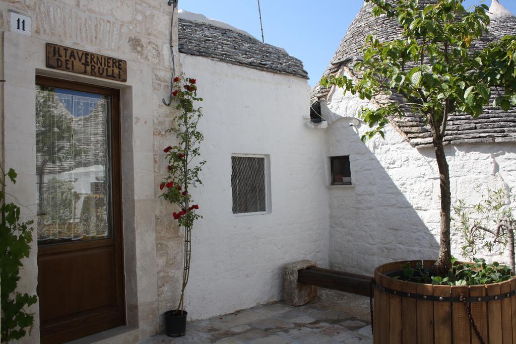 Taverniere Dei Trulli Алберобело Стая снимка